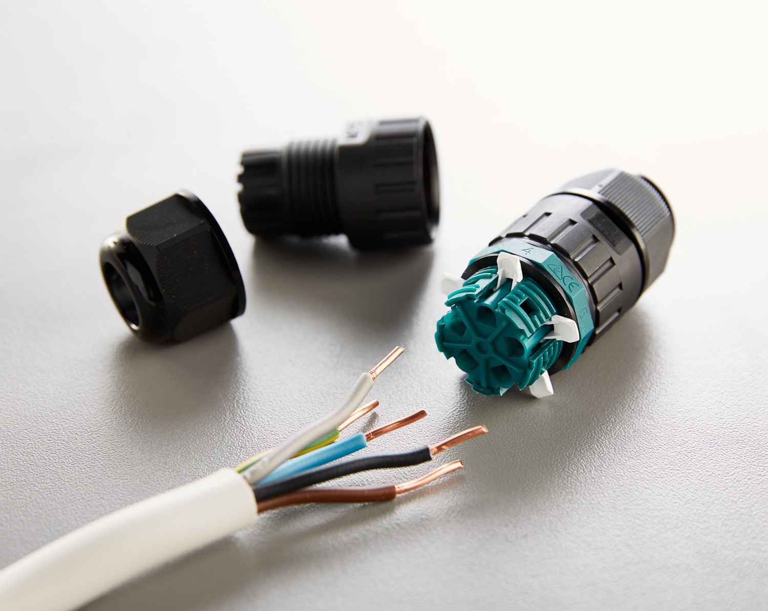 HEITRONIC -Kabelverbinder mit Steckklemmen 5-polig mit 10-14mm Kabeldurchmesser IP68